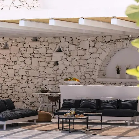 Exclusive Above Nammos Mystique Overlooking Famous Nammos Bar-restaurant Infinity Pool Outdoor Bar And Bbq Mykonos *