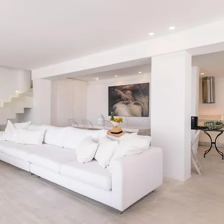 Exclusive Above Nammos Mystique Adjacent To Nammos فيلة